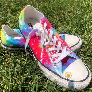 Tie Dye Converse (5M, 7W)